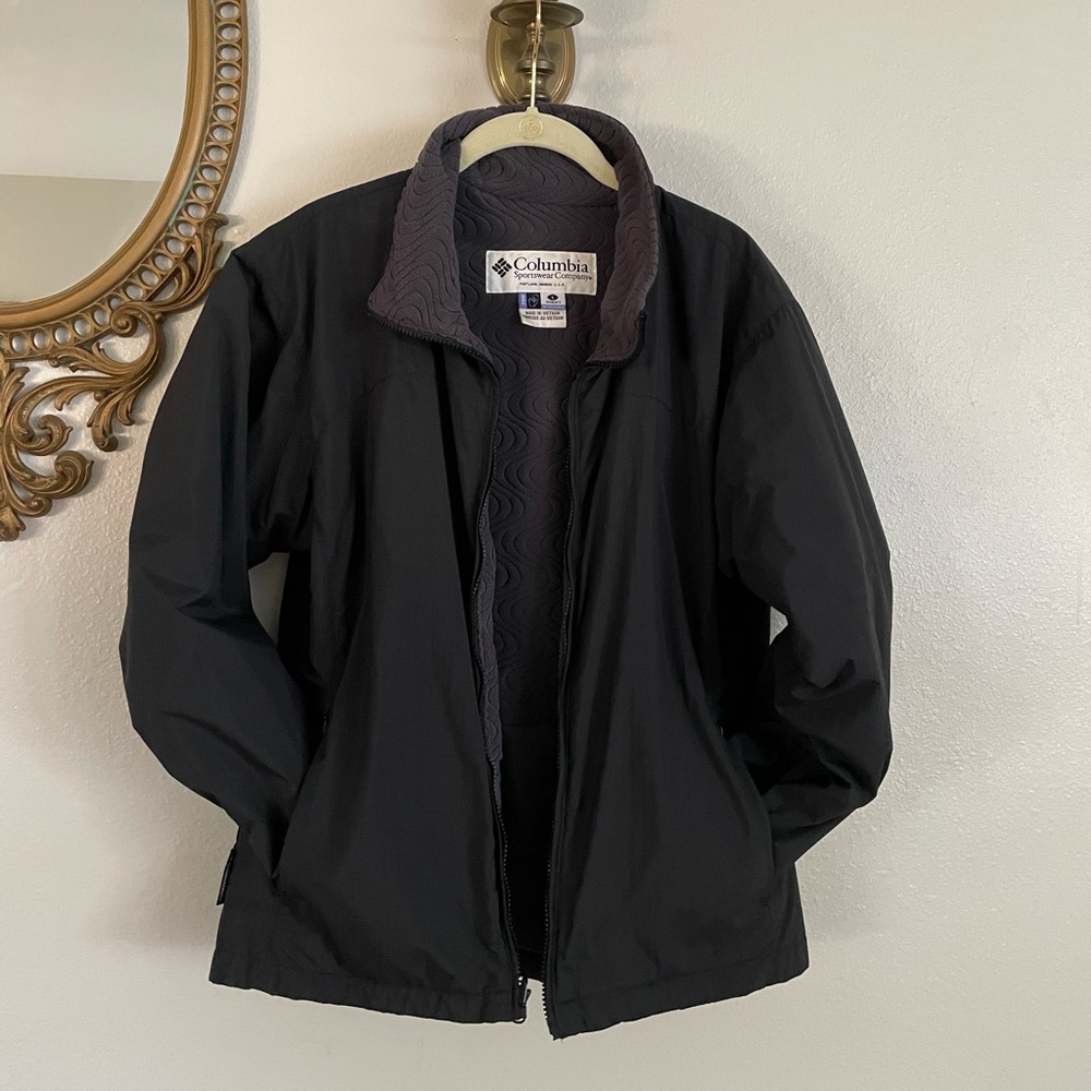 SOLD❌Columbia fleece lined interchange core zip jacket with pockets large